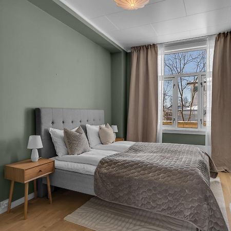 Amazing Tromso City Apartment With Free Parking And Lovely City Views! Buitenkant foto