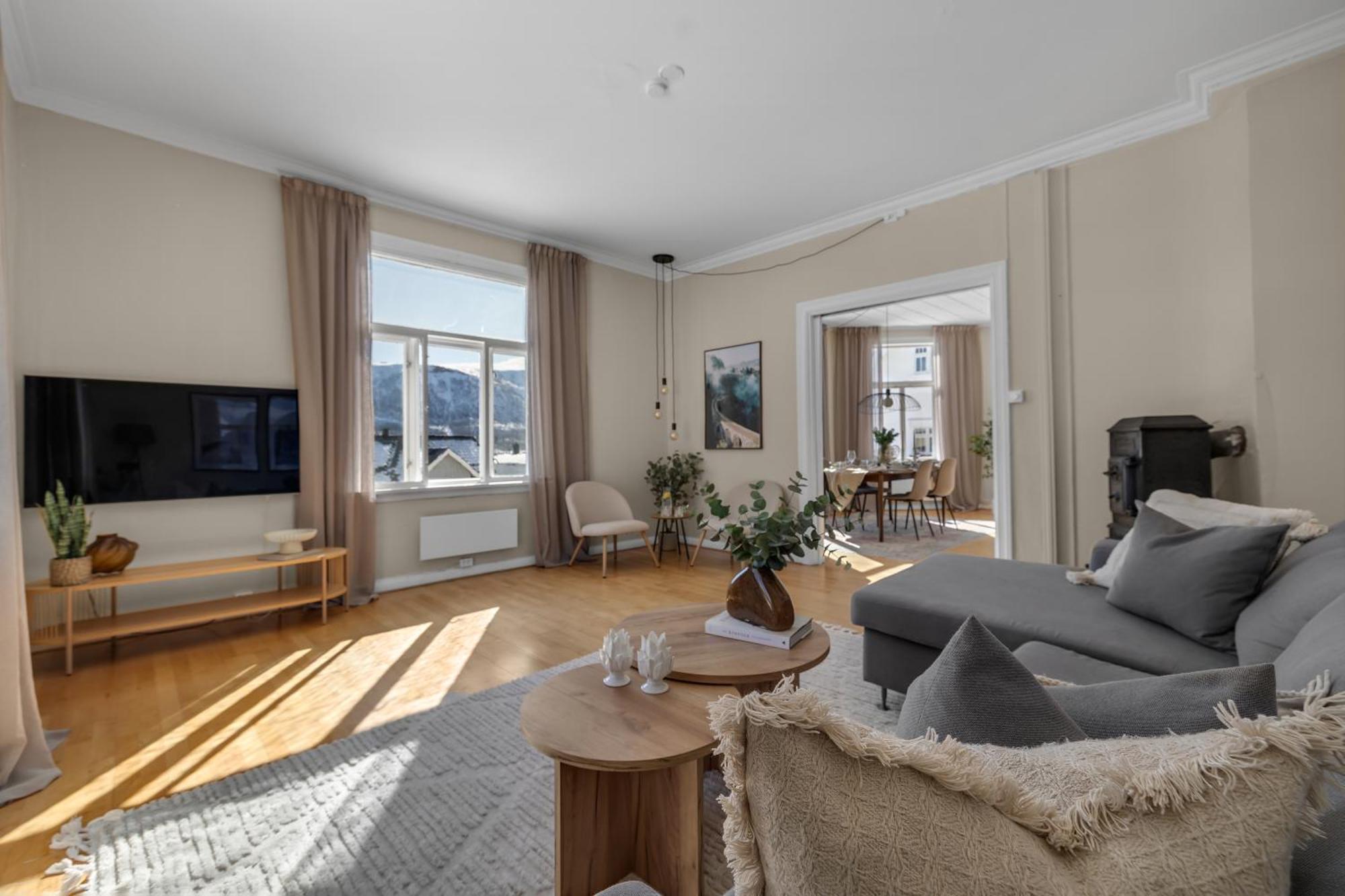 Amazing Tromso City Apartment With Free Parking And Lovely City Views! Buitenkant foto
